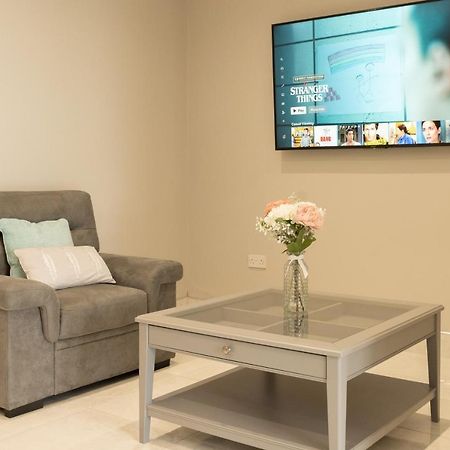 The View Apartment 2, Newry - Luxury Open Plan Apartment With City Views Exterior photo