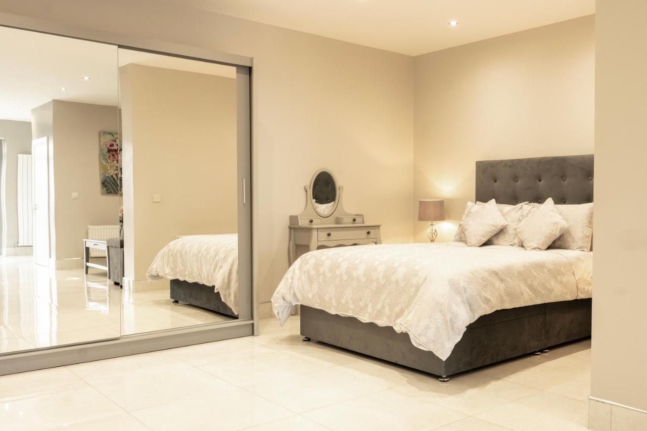 The View Apartment 2, Newry - Luxury Open Plan Apartment With City Views Exterior photo